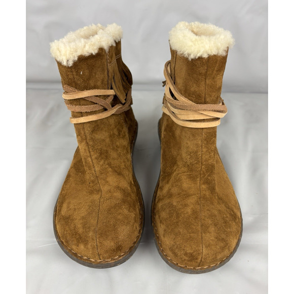 UGG Gaviota Ankle Boots Womens Size 6 EUR 37 Tan Suede Leather Sheepskin Fringe - Picture 5 of 16